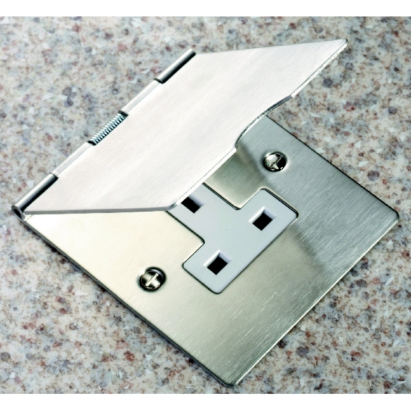 Hamln 84DUS13W Unswitched Socket 1G 13A